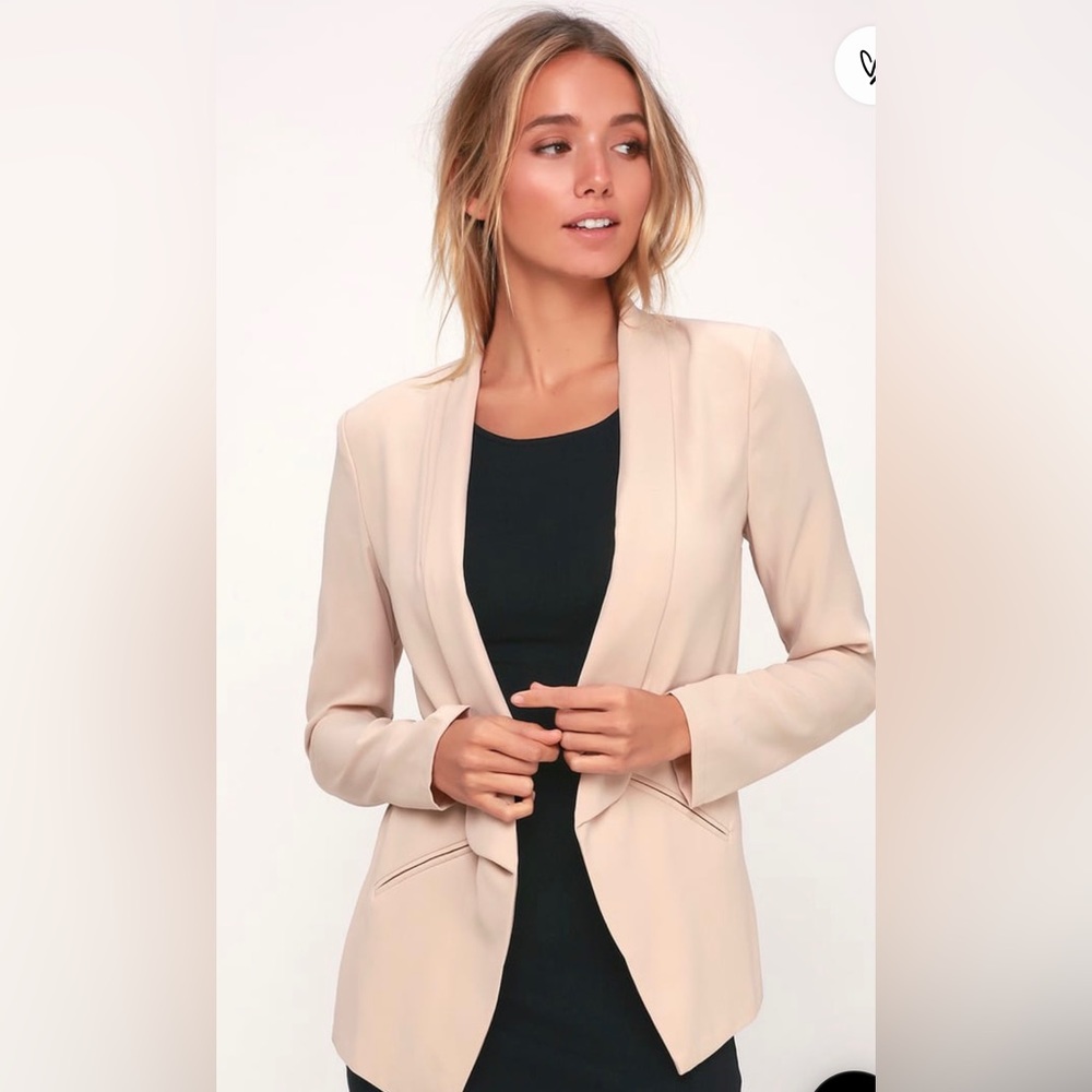 NWOT Lulus - Taupe Lightweight Blazer